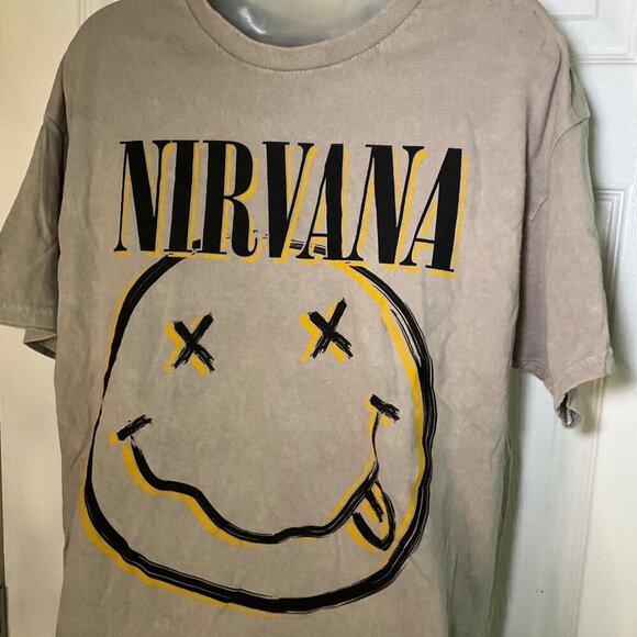 Nirvana Smiley Face licensed band T-Shirt Large unisex - Picture 7 of 7